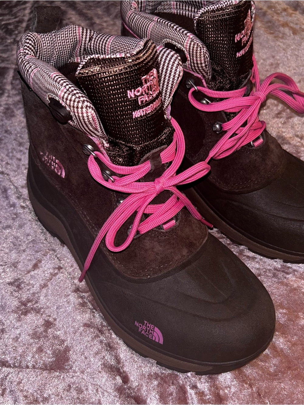 The North Face Brown Winter Boots with Pink Laces girls size 7